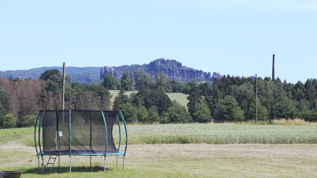 Auszeit Mit Weitblick In Der Saechsischen Schweiz - Kleiner Bauernhof Mit Tieren Und Wallbox Rathmannsdorf Bagian luar foto
