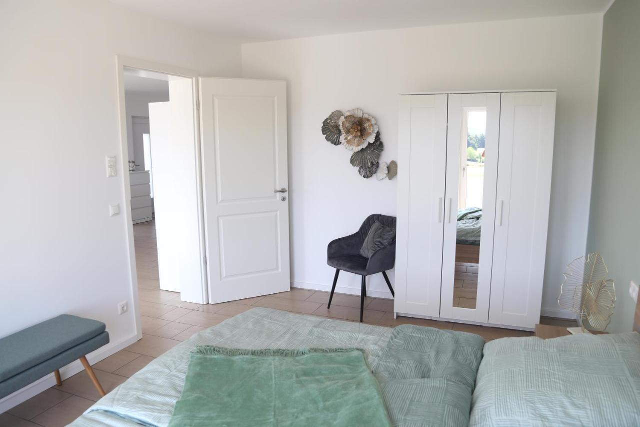 Auszeit Mit Weitblick In Der Saechsischen Schweiz - Kleiner Bauernhof Mit Tieren Und Wallbox Rathmannsdorf Bagian luar foto